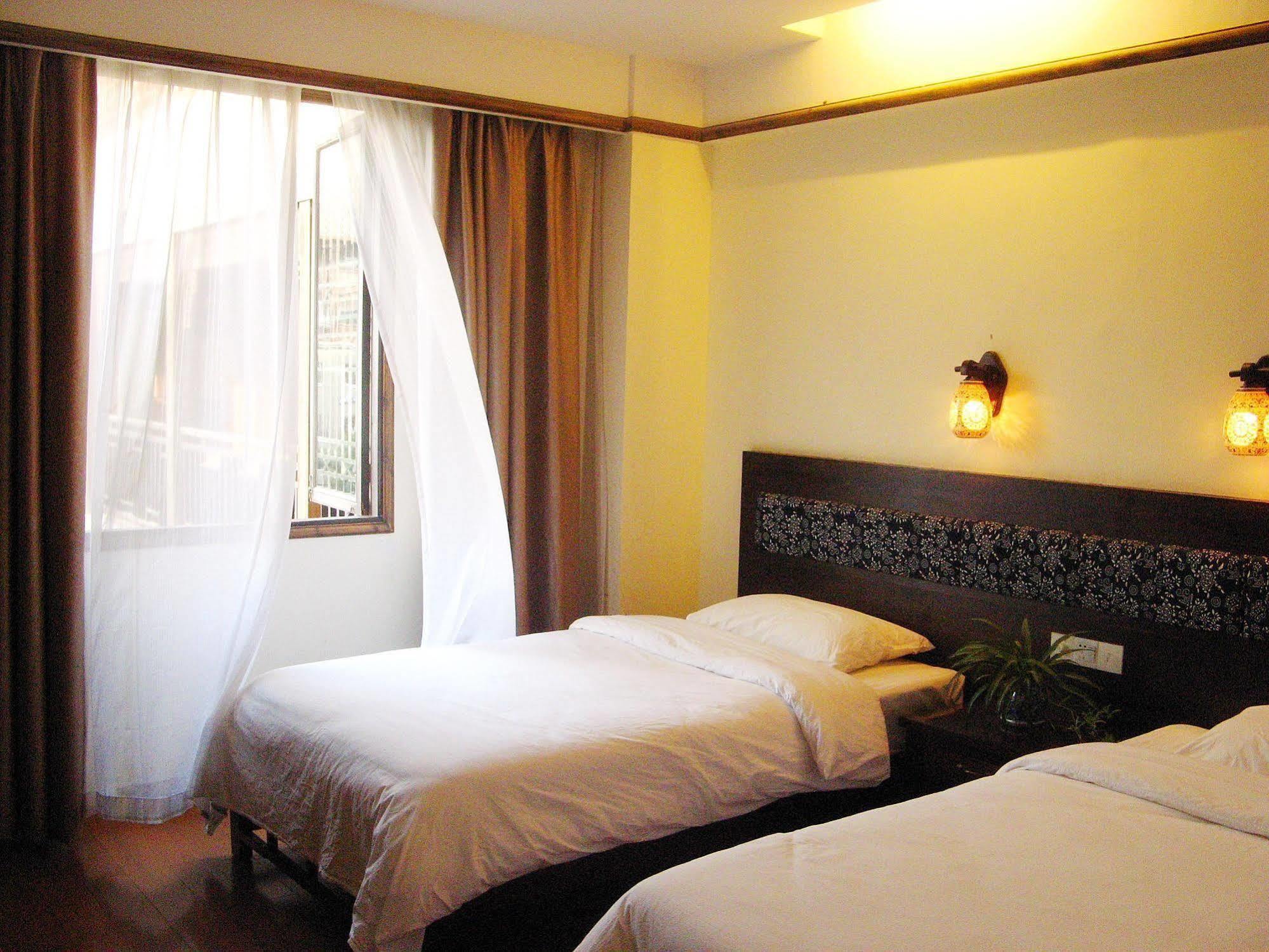 Bajie Youth Hostel Zhangjiajie Luaran gambar